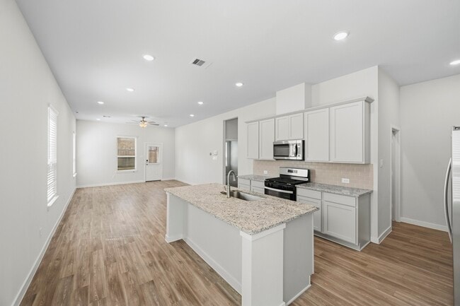 Photo - 21106 Armstrong County Dr