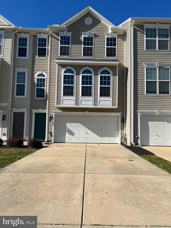 Photo - 206 Brook Meadow Dr Townhome