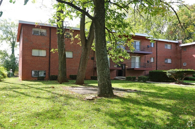 Cadillac Apartments - Cadillac Apartments