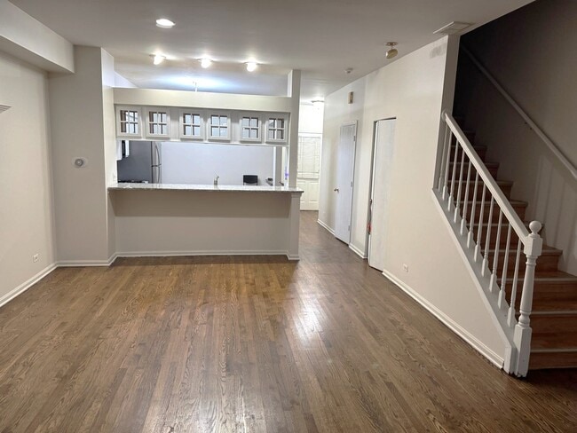 Photo - 2528 Bordeaux Ln