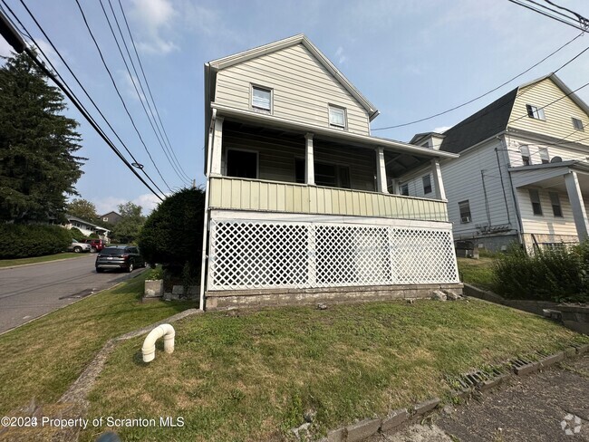 Building Photo - 161 S Main St Rental