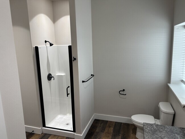 Photo - 1846 Dell Ave