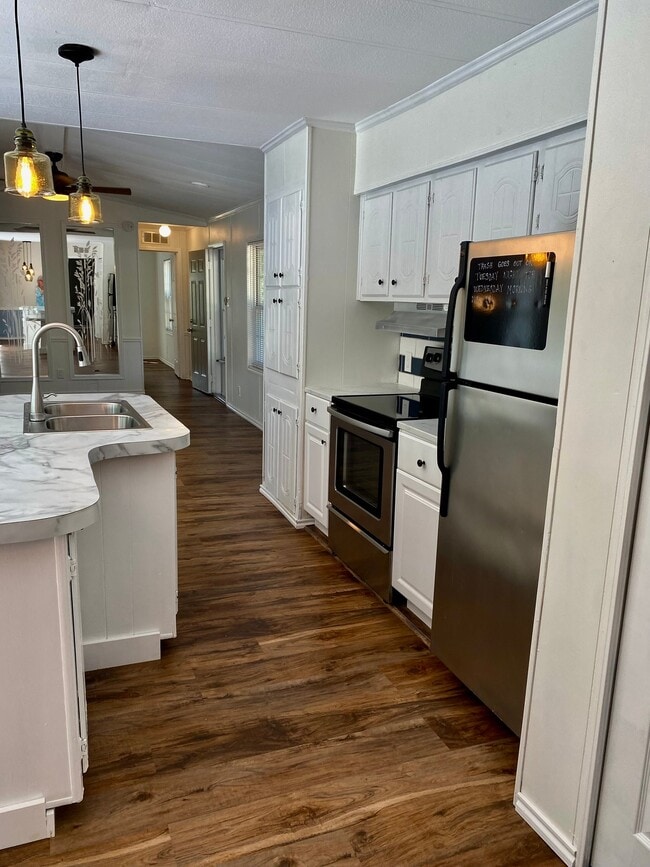 Photo - 114 Heathcliff Rd