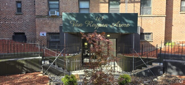 Building Photo - 165 Vroom St Unit 1B Rental