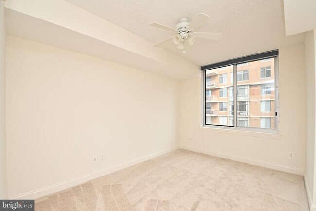 Photo - 1020 N Highland St Unit 807