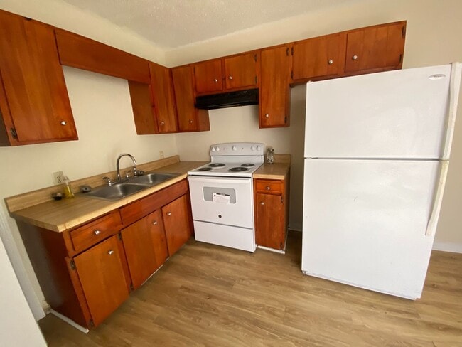 Photo - 3 Bedroom 1.5 Bath House