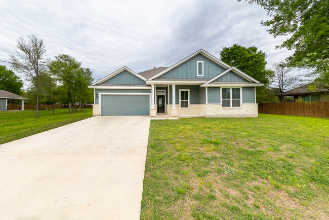 Photo - 106 Koele Ct