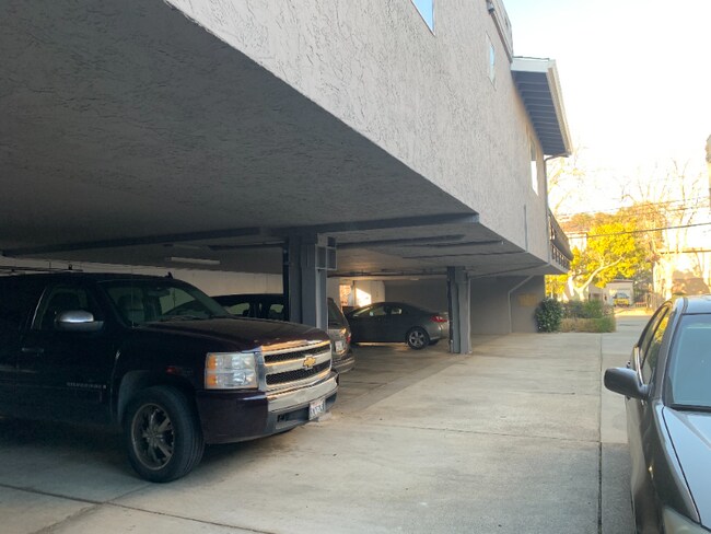 Photo - 729 Highland Ave Unit 3