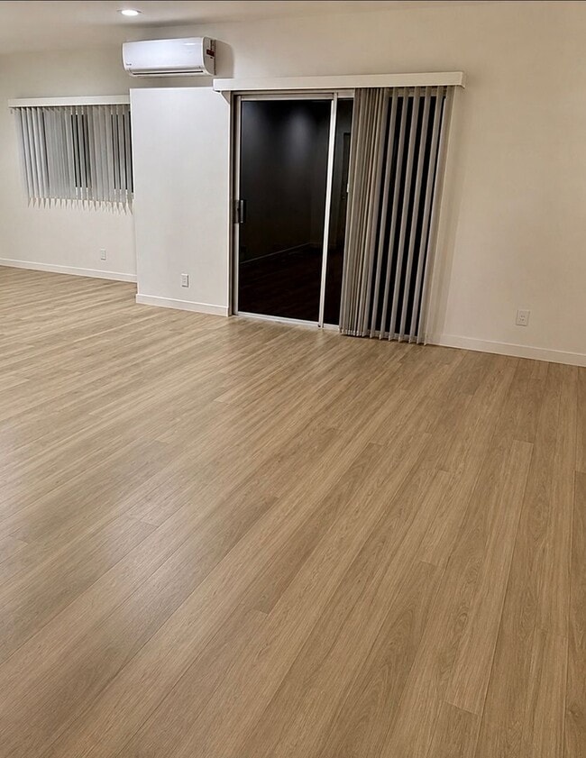 Photo - Remodeled 1 bedroom in Encino Unit 68