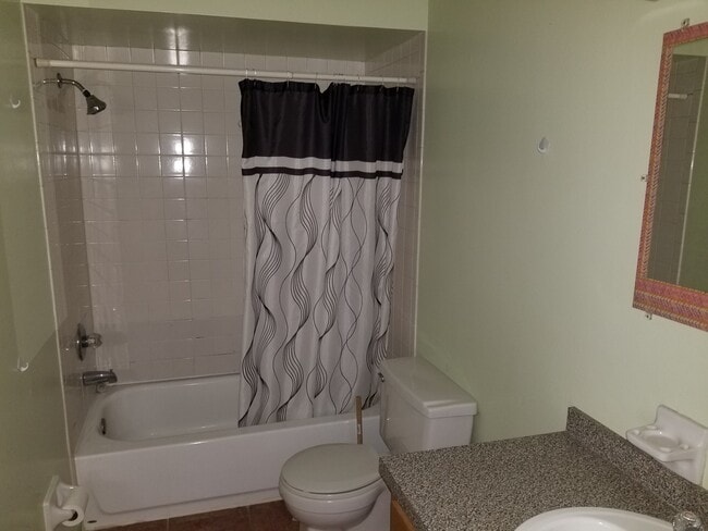 Bathroom - 6536 W.NORVELL BRYANT HWY Unit 6536