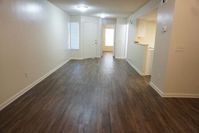 Photo - 2/2 Townhome Located Near NAS Jax