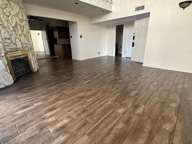 Building Photo - 1475 Brittany Ln