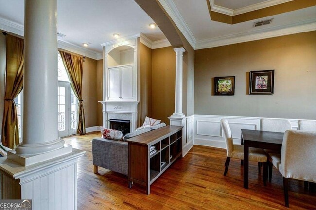 Photo - 834 Clifton Heights Ln NE