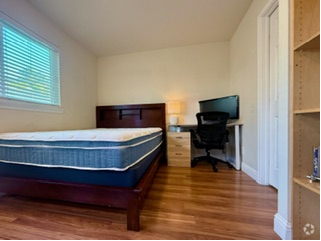 Building Photo - 806 E St Unit A Rental