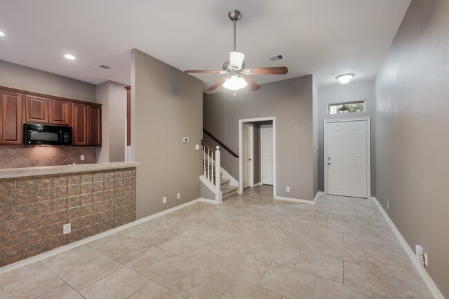 Building Photo - 6902 Terra Rye