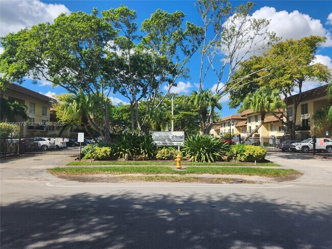 Building Photo - 8550 SW 109th Ave Unit 5-207