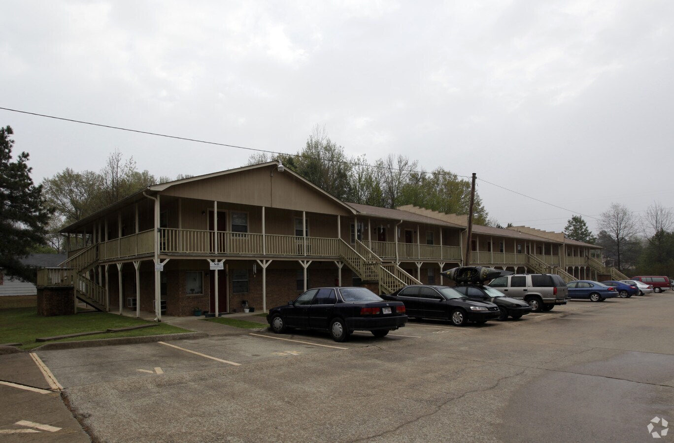 Lantrip Rd - Shalowell Apartments
