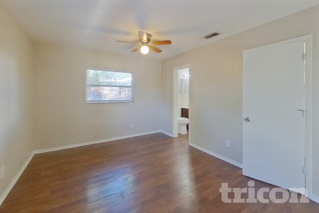 Photo - 2022 68th Ave S