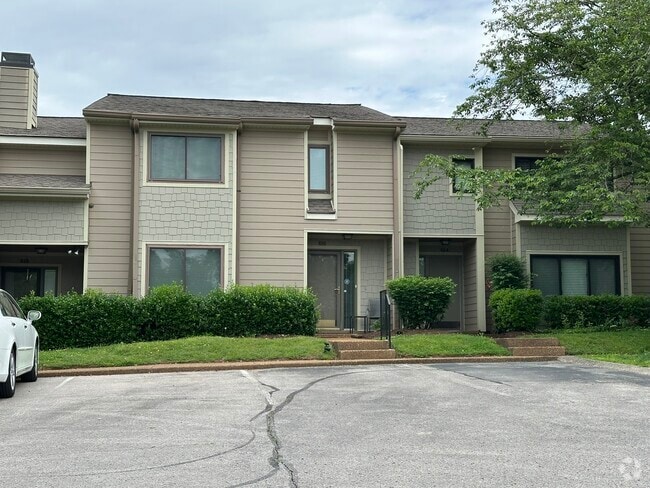 Building Photo - 616 Barlin Dr Rental