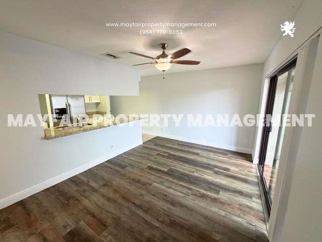 Photo - 4425 Treehouse Ln