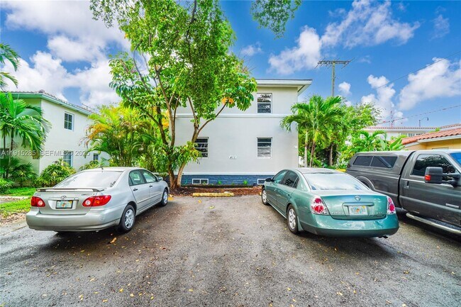 Photo - 411 Santander Ave Unidad 1