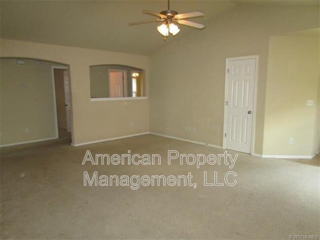 Photo - 11108 N 143rd E Ave