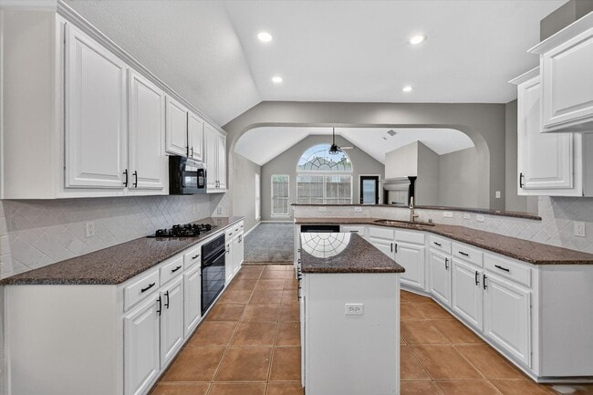 2416 Greenbrook Dr