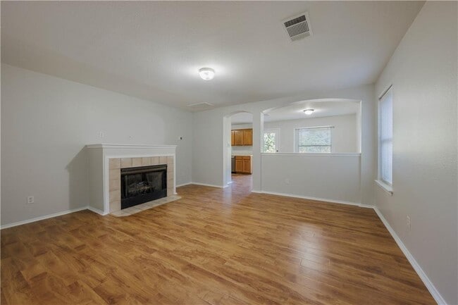 Photo - 2905 Rainy River Dr