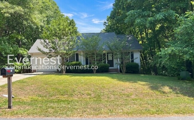 Building Photo - 119 Creek Branch Dr