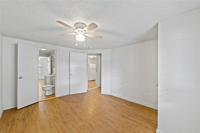 Photo - 6201 Park Ave
