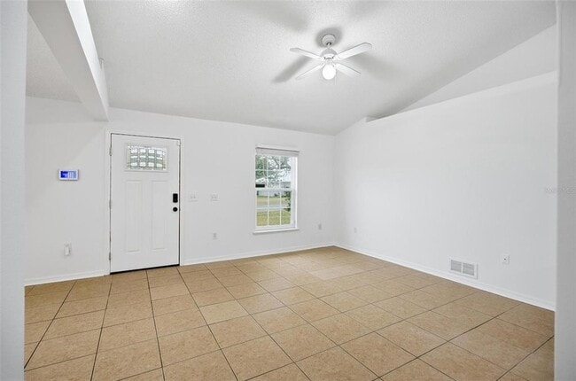 Photo - 38 Bud Field Dr