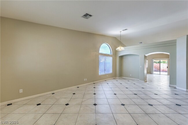 Photo - 1158 Mirage Lake St