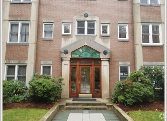 Building Photo - 26 Parkman St Unit 6 Rental
