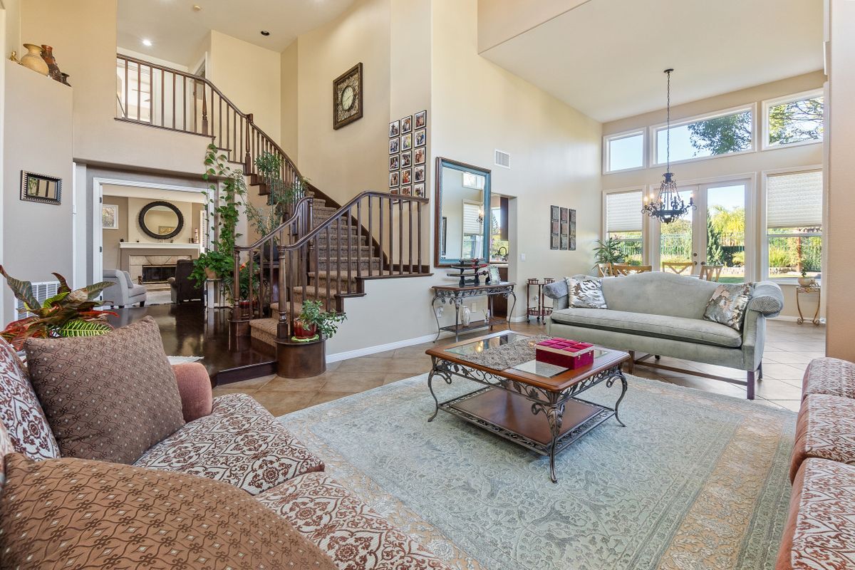 Photo - 713 Twillin Ct