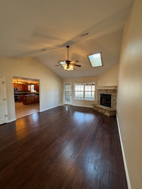 Photo - 1300 Yorkshire Dr