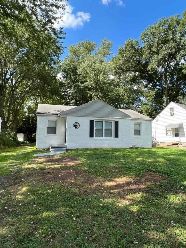 Photo - 712 Good Park Blvd