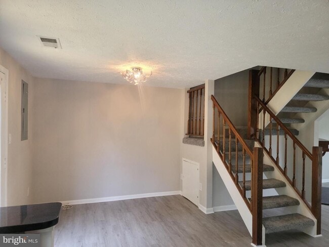 Photo - 7475 Lone Star Rd