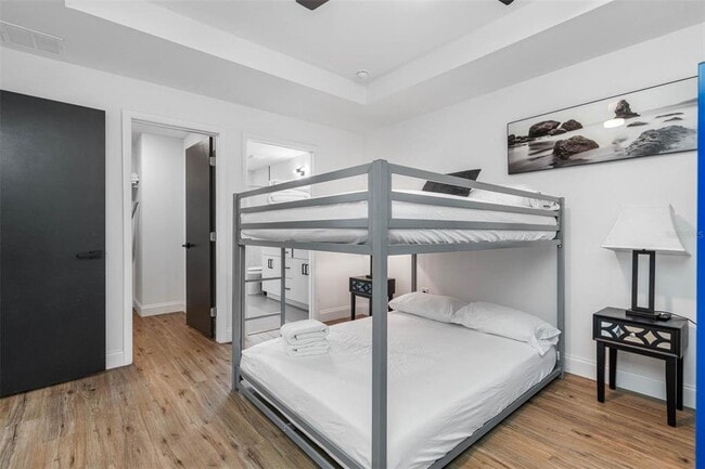 Photo - 3717 E Clifton St