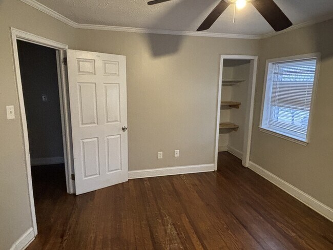 Photo - 1042 Bose Ave