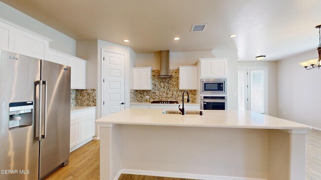 Photo - 13725 Olney Ave