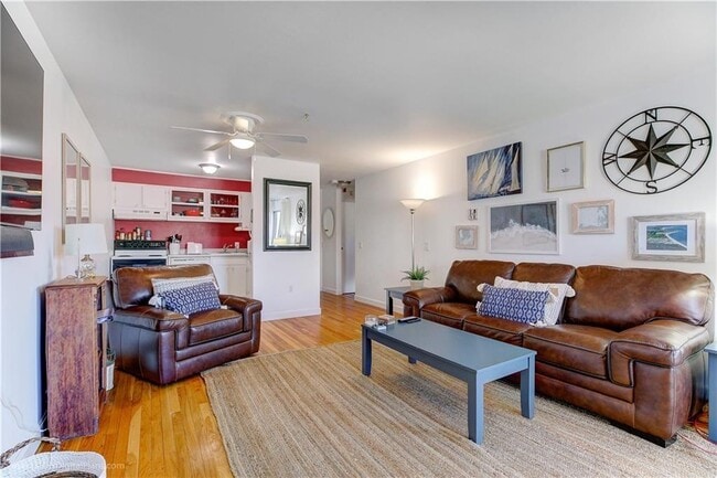 Photo - 401 Bellevue Ave Unit 303