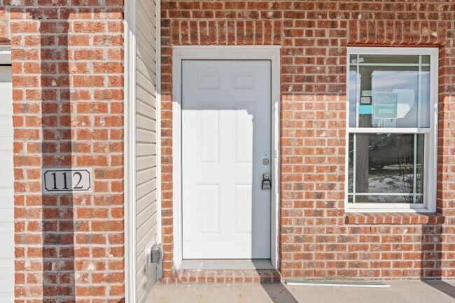 Photo - 112 Lambert Fld