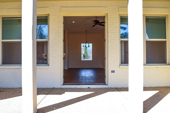Photo - Tuscan Ridge Home