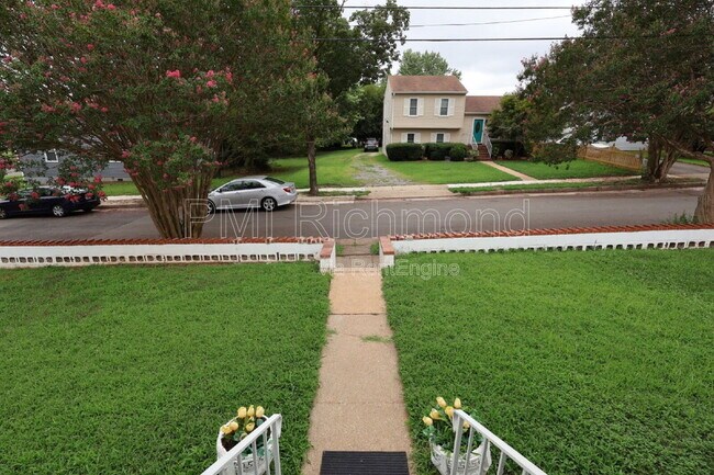 Photo - 1806 Powhatan St