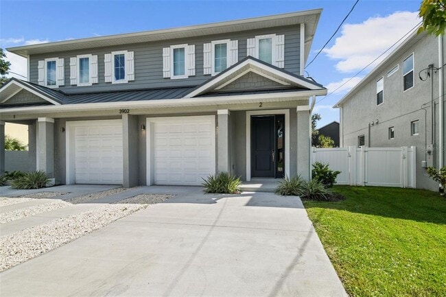 Photo - 3902 W Everett Ave Townhome