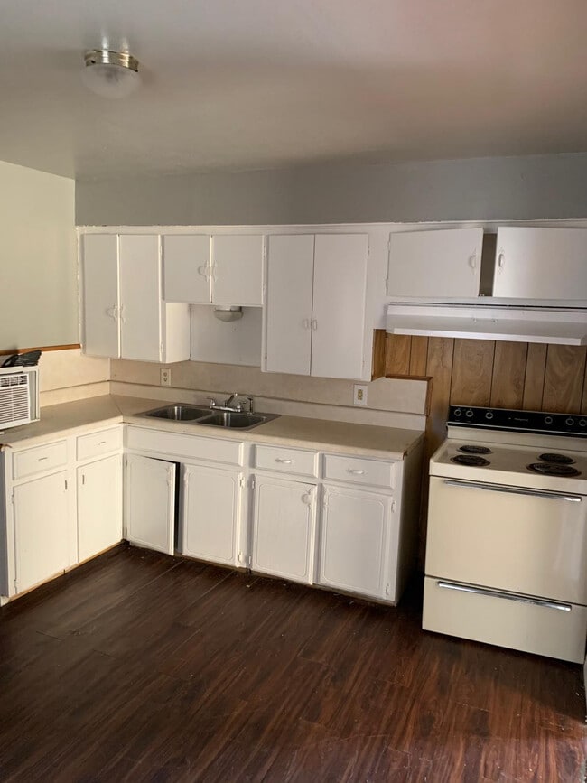 Photo - 1240 Windemere Ave