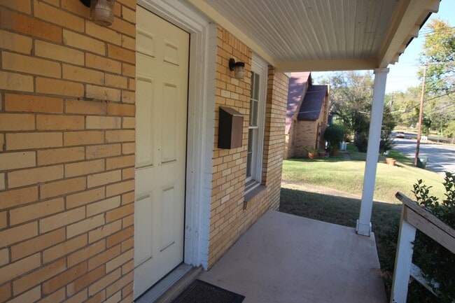 Photo - 845 S Donnybrook Ave