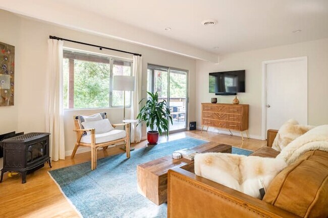 Photo - 85 Ethel Ave Unidad 85 Ethel Ave