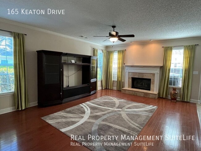 Photo - 165 Keaton Dr