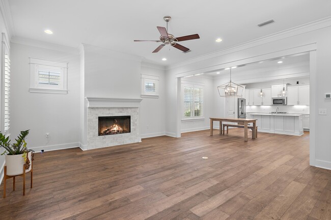 Photo - 298 Cobalt Ln